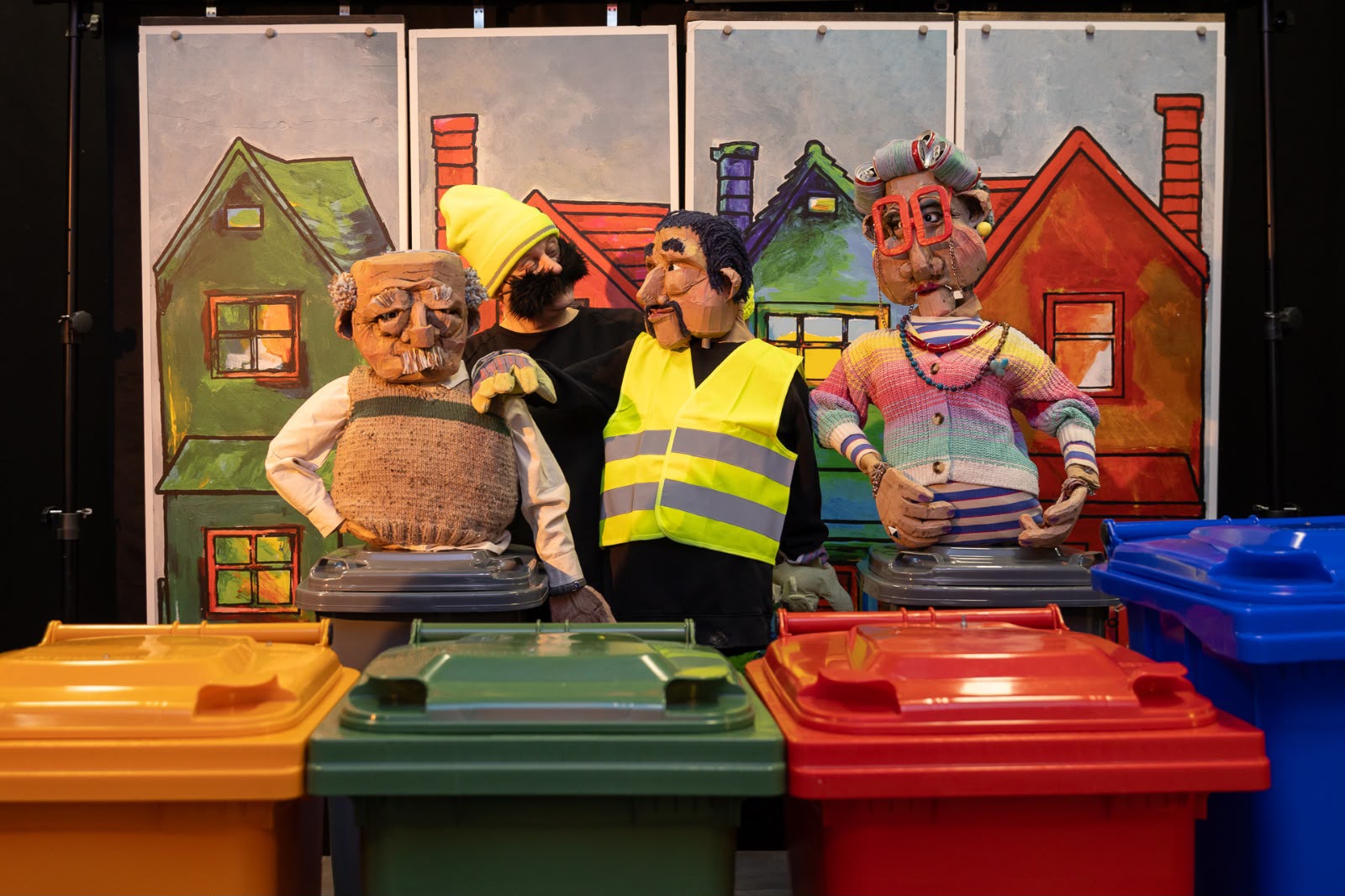 Hymphamp theater: voorstelling "Troep!"